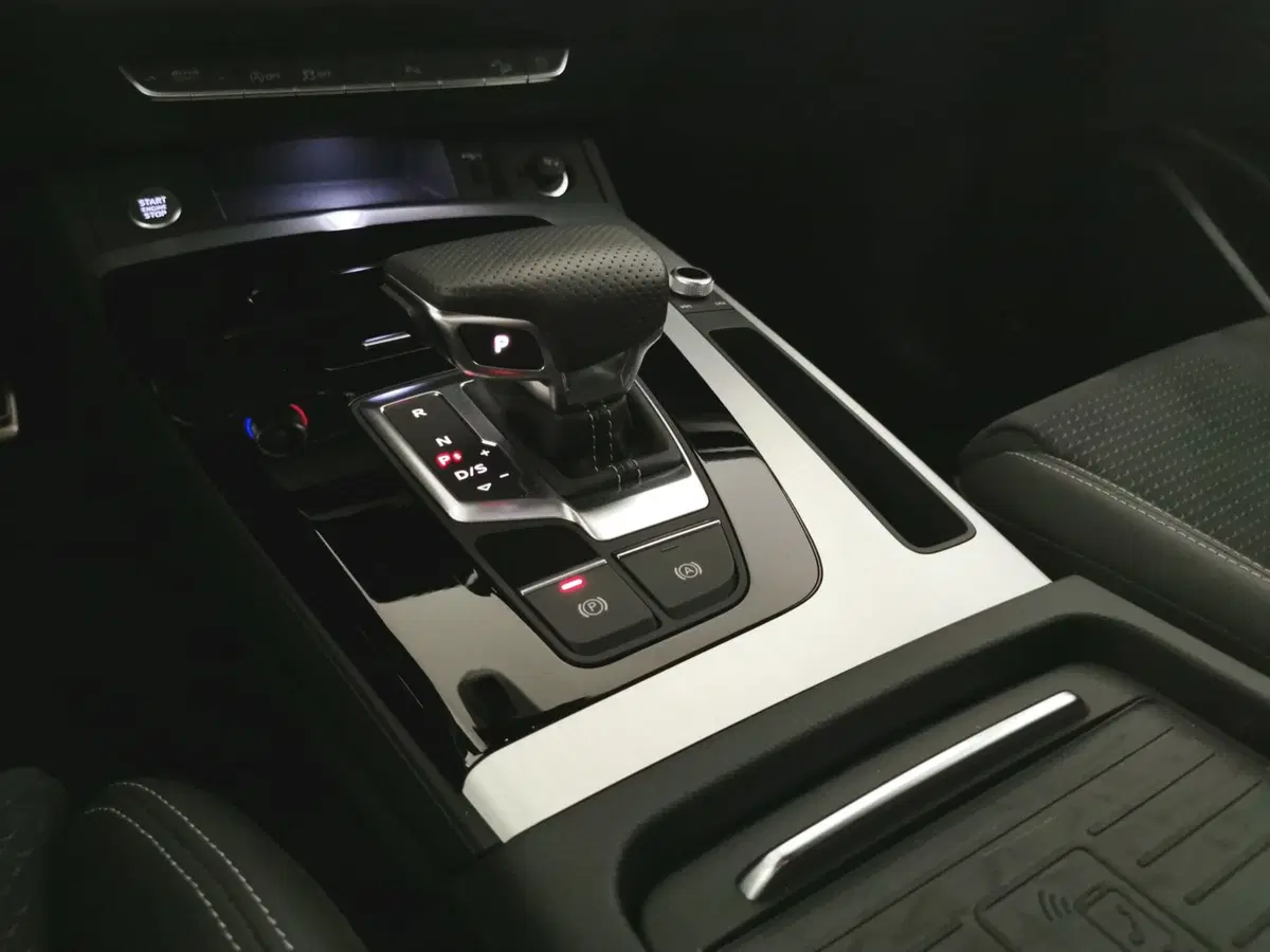 Audi Q5 Sportback usata a Chieti (17)
