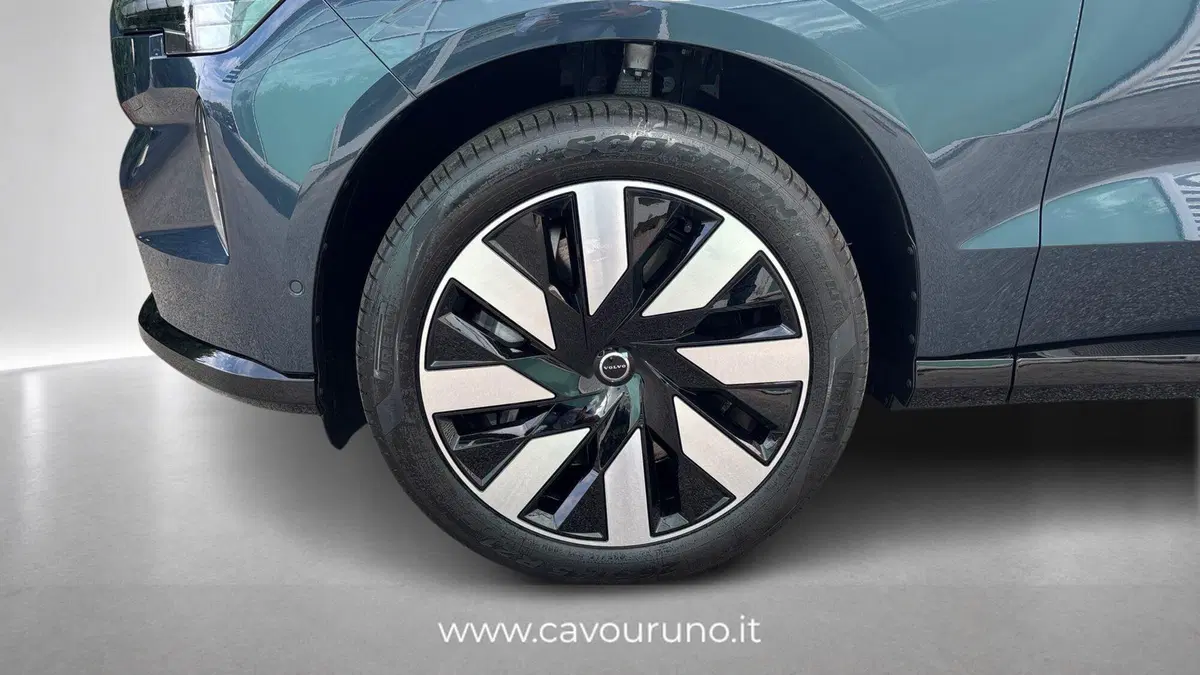 Volvo EX90 usata a Ferrara (10)