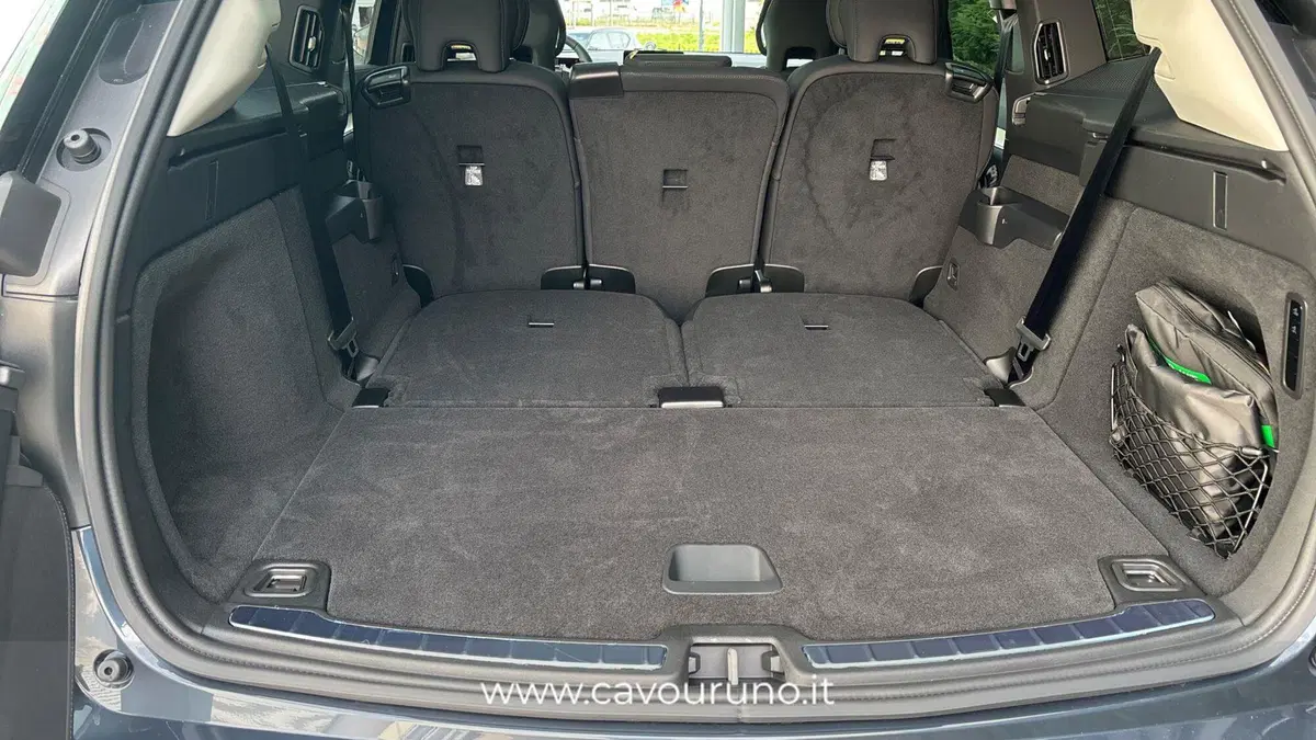 Volvo EX90 usata a Ferrara (14)