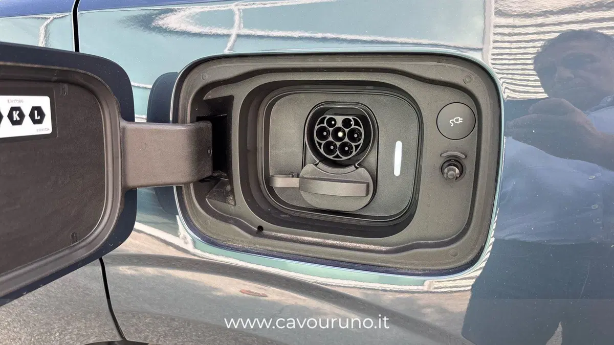 Volvo EX90 usata a Ferrara (15)