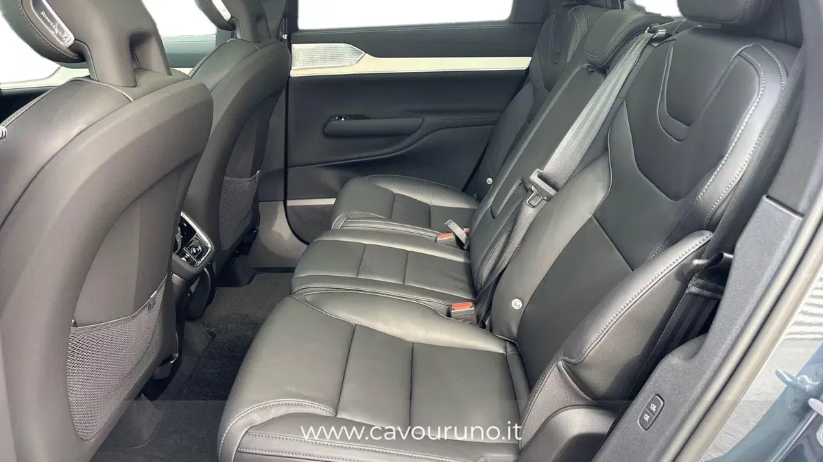 Volvo EX90 usata a Ferrara (7)