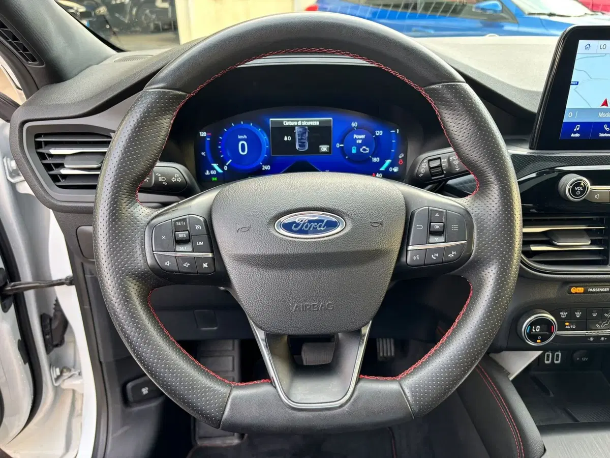 Ford Kuga usata a Modena (10)