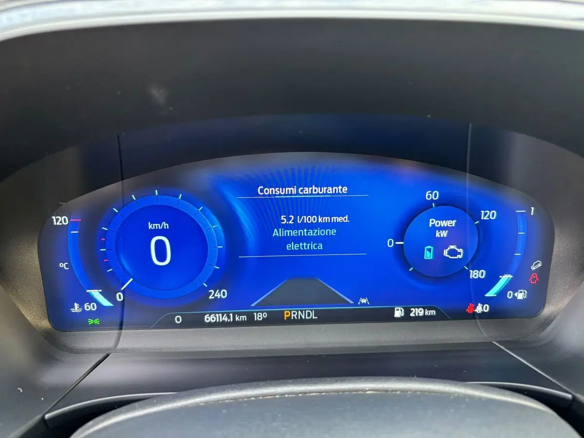 Ford Kuga usata a Modena (9)