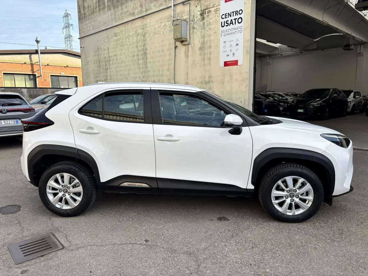 Toyota Yaris Cross usata a Modena (5)