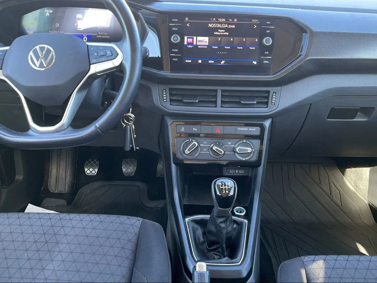 Volkswagen T-Cross usata a Livorno (10)