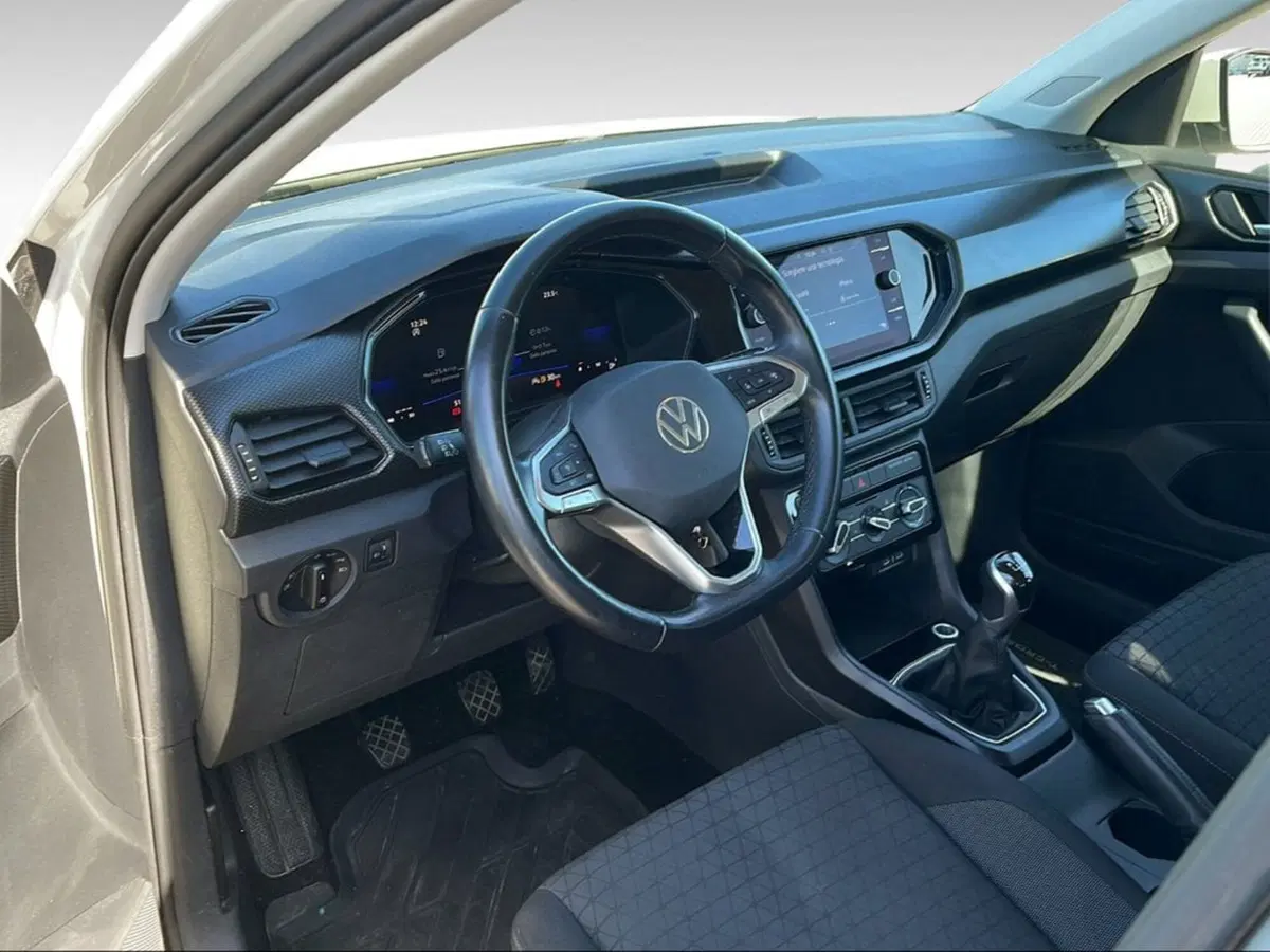 Volkswagen T-Cross usata a Livorno (6)