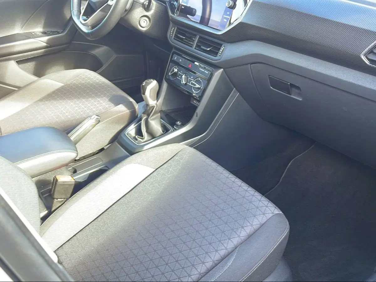 Volkswagen T-Cross usata a Livorno (15)