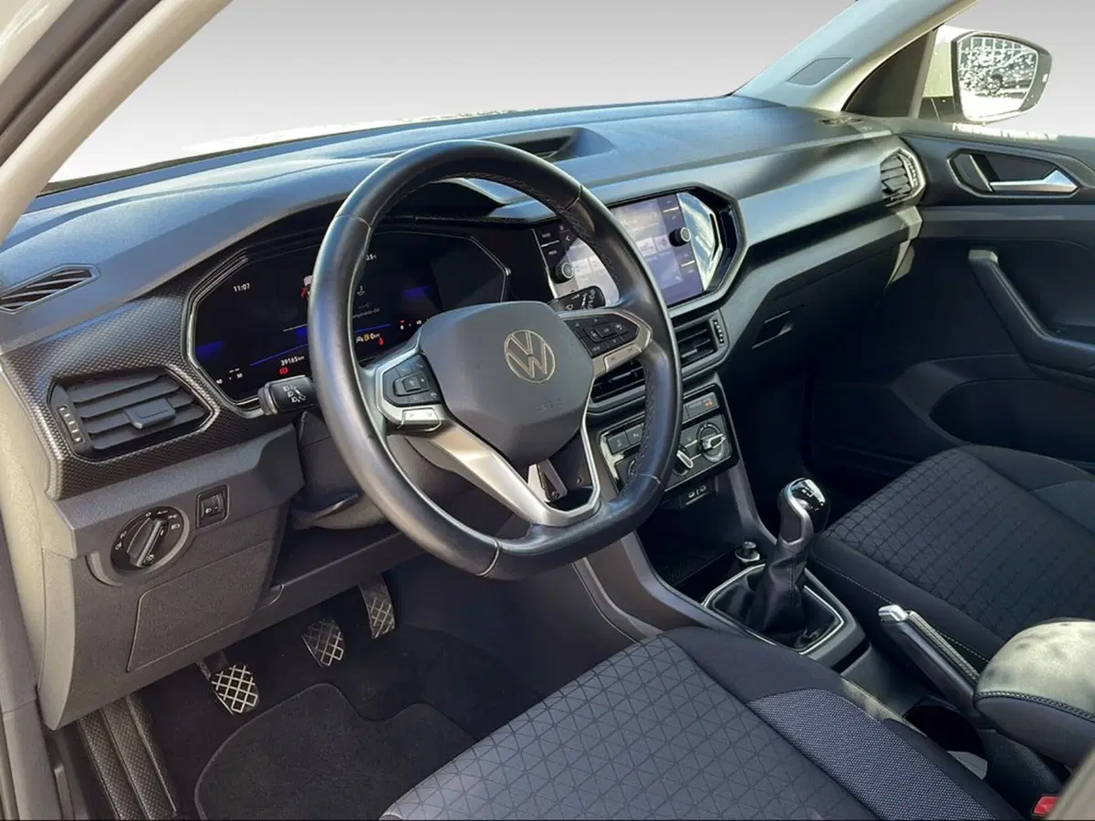 Volkswagen T-Cross usata a Livorno (6)