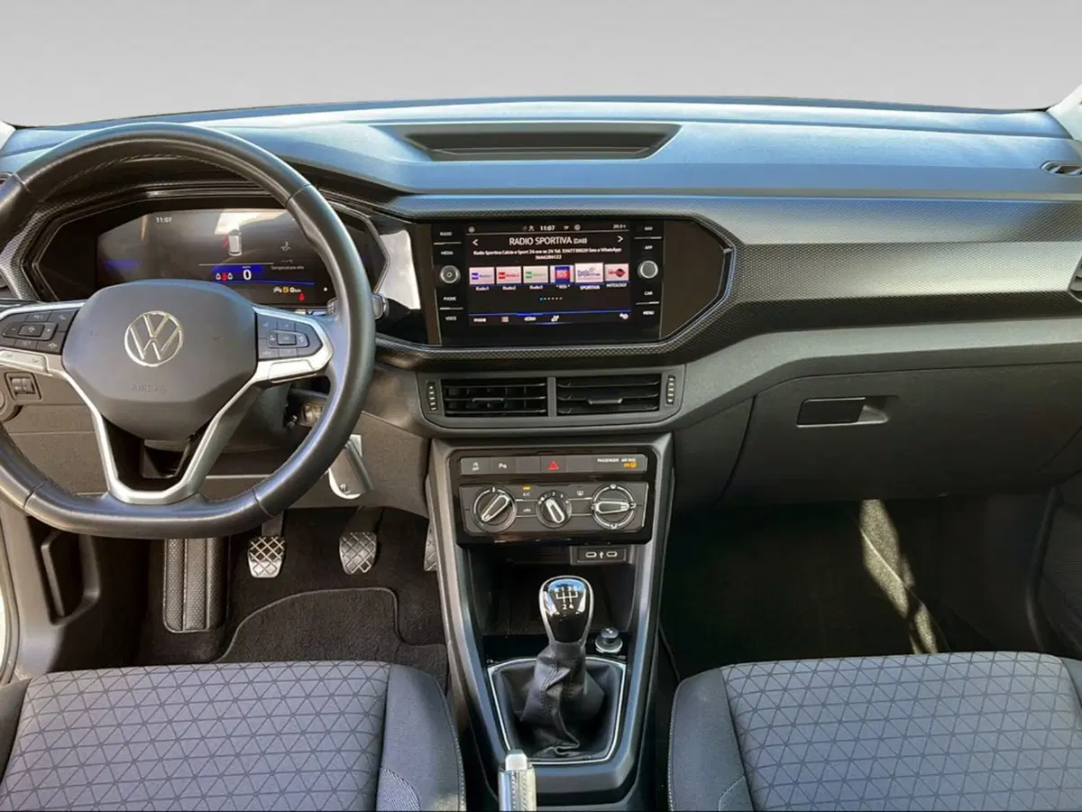 Volkswagen T-Cross usata a Livorno (7)