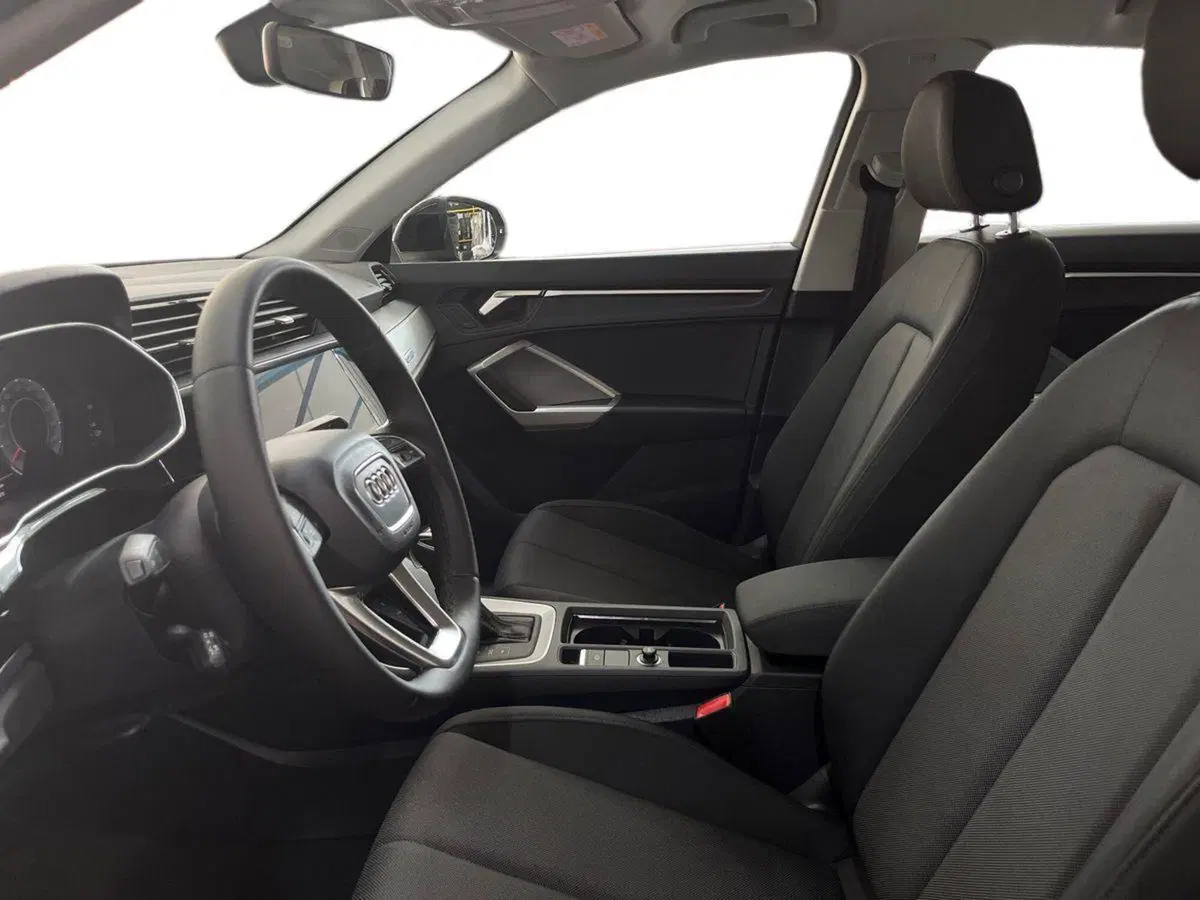 Audi Q3 usata a Bari (7)
