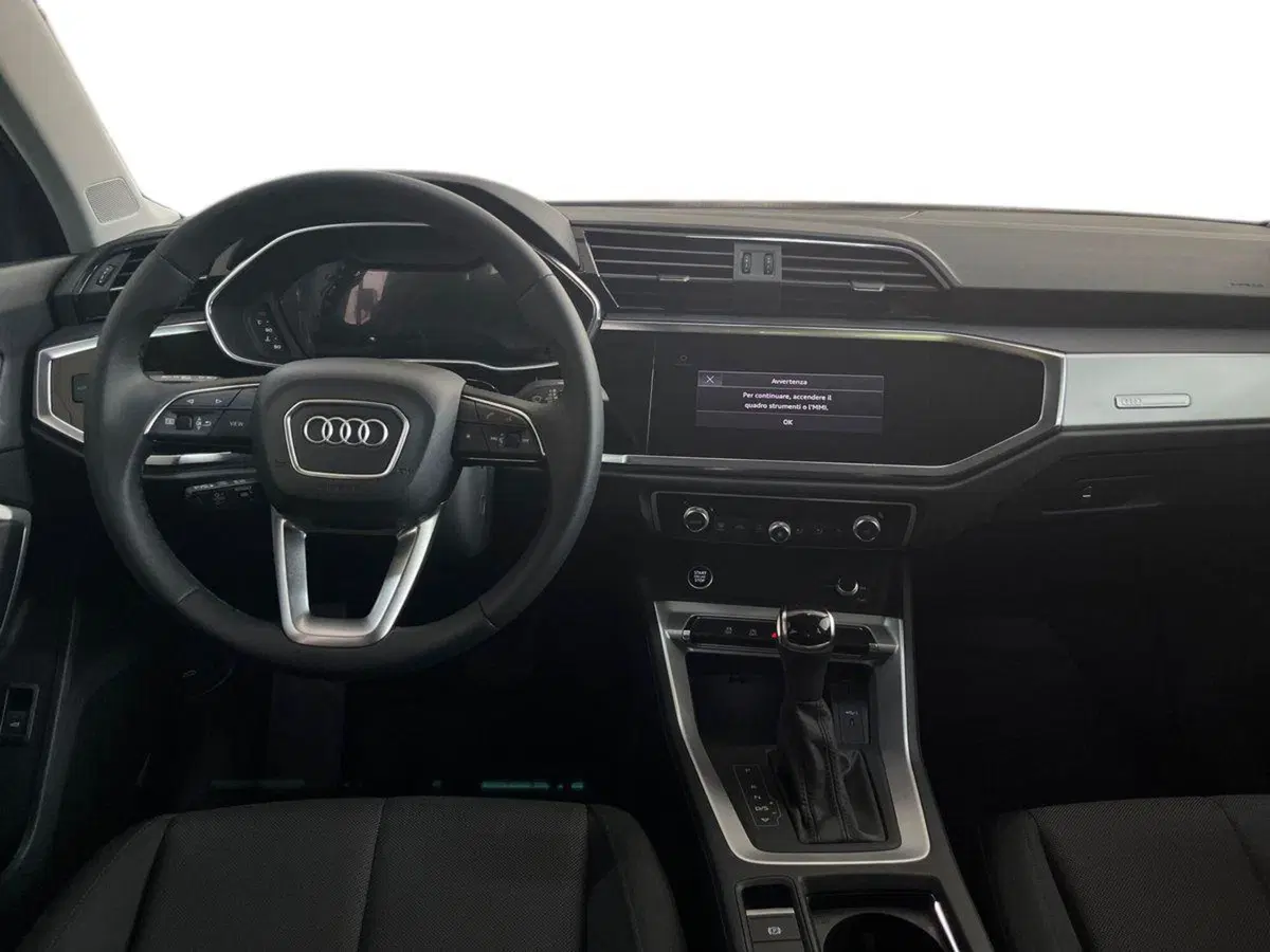 Audi Q3 usata a Bari (8)