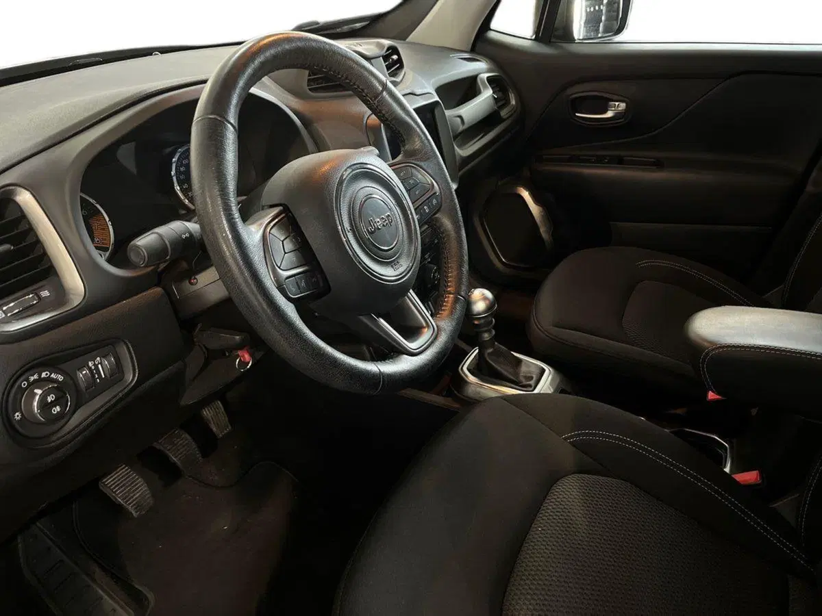 Jeep Renegade usata a Bari (10)