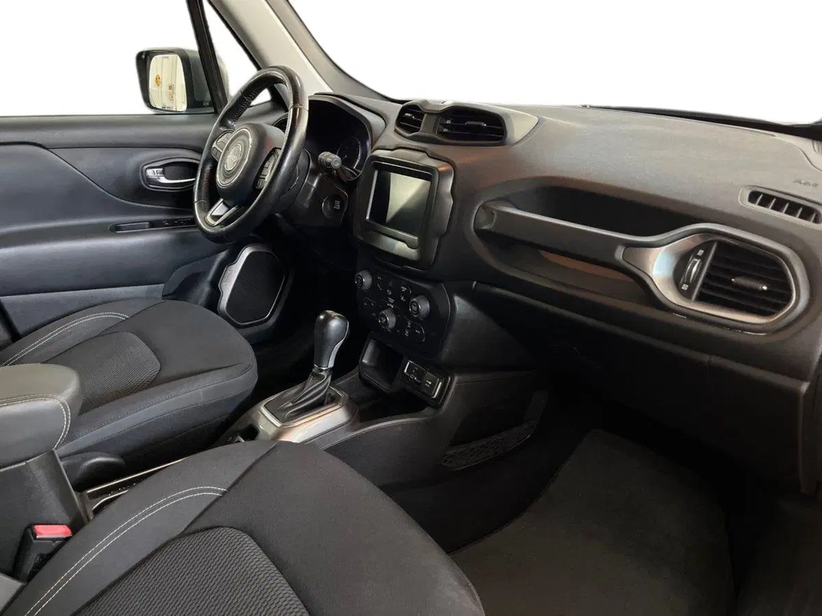 Jeep Renegade usata a Bari (9)