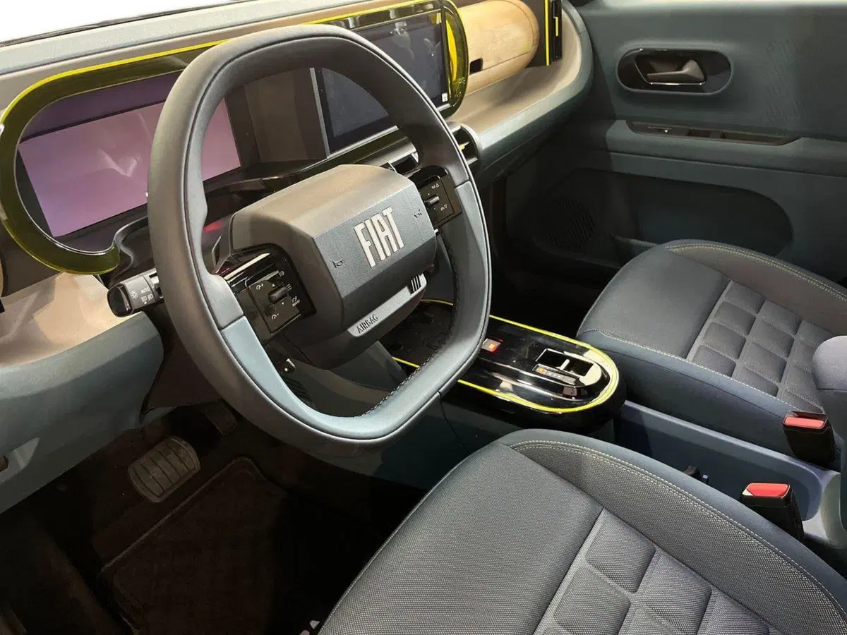 Fiat Grande Panda usata a Bari (10)