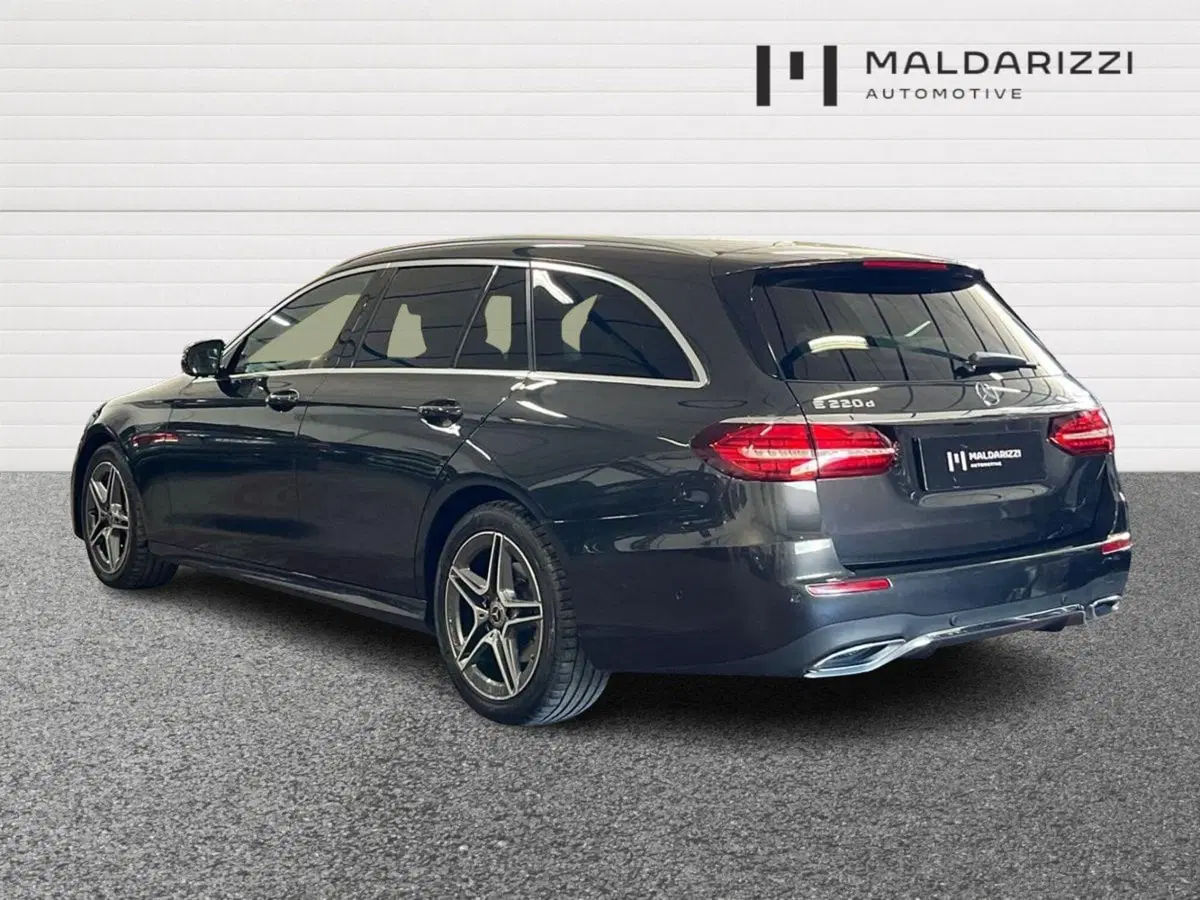 Mercedes-Benz Classe E Station Wagon usata a Bari (4)