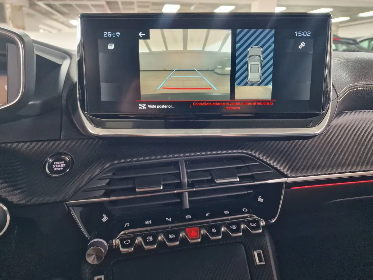 Peugeot 2008 usata a Milano (9)