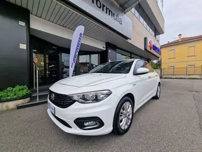 Fiat Tipo Tipo 1.4 4 porte Opening Edition del 2016 usata a San Vittore Olona