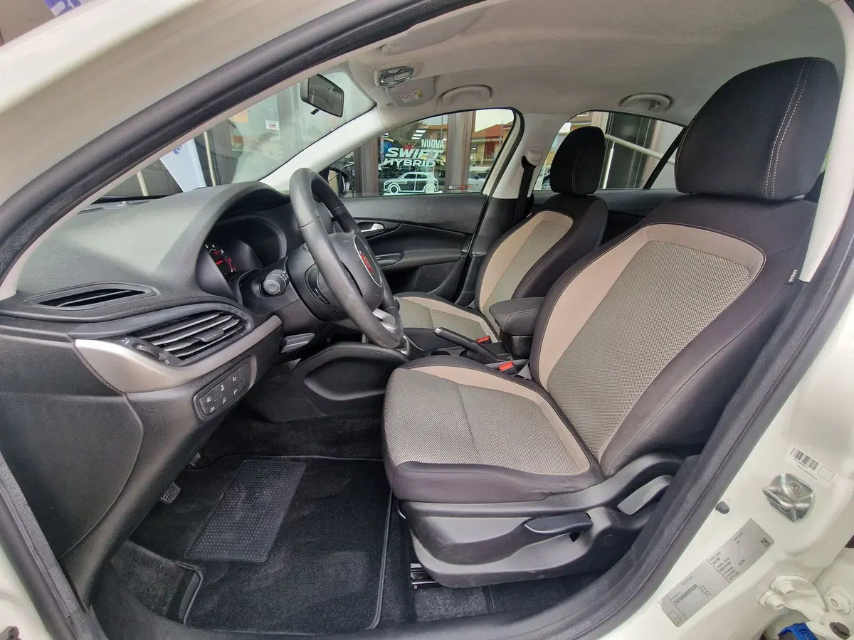Fiat Tipo usata a Milano (6)