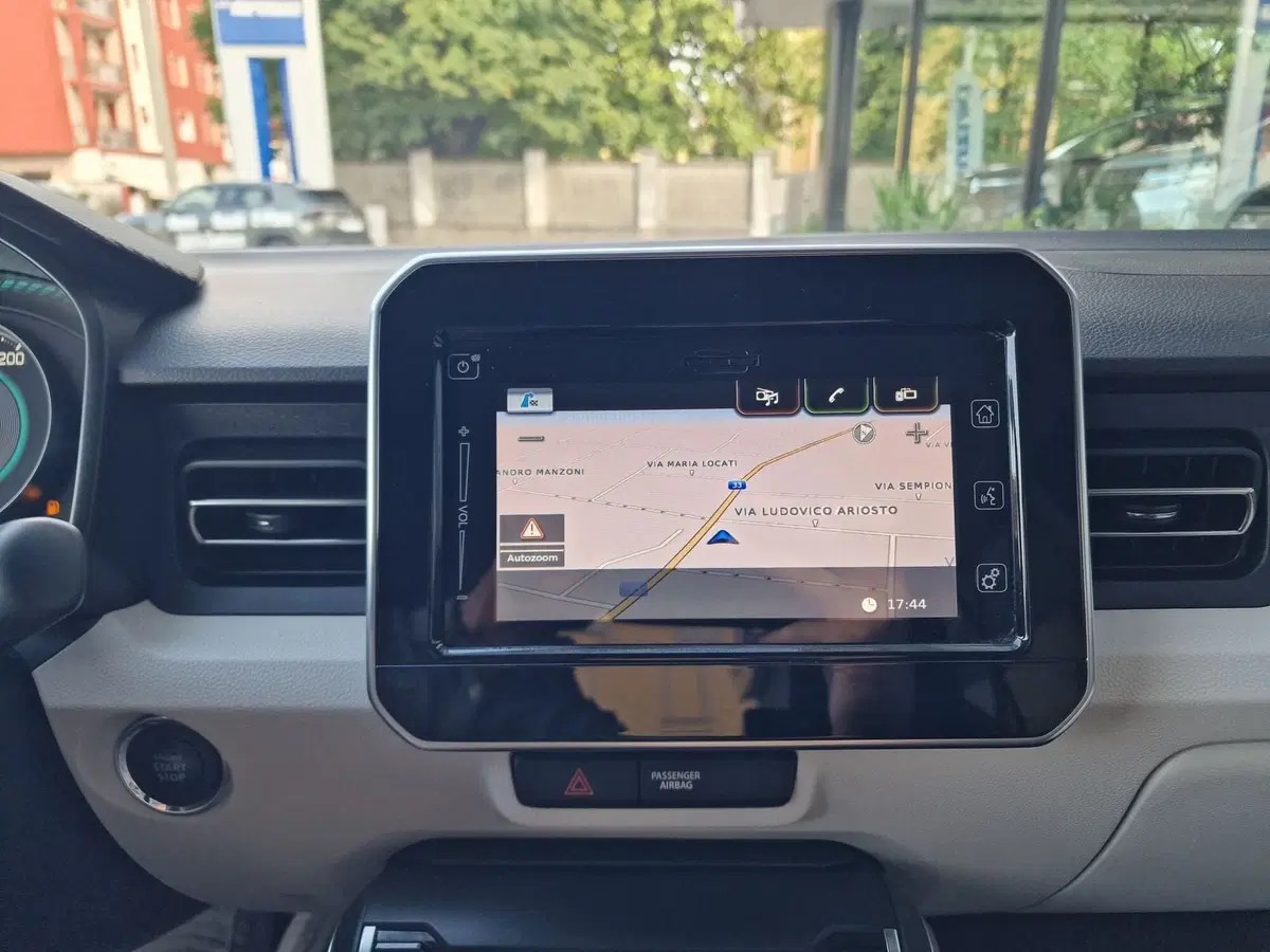 Suzuki Ignis usata a Milano (12)