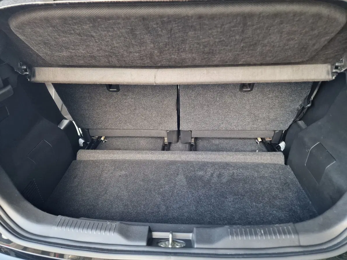 Suzuki Ignis usata a Milano (13)