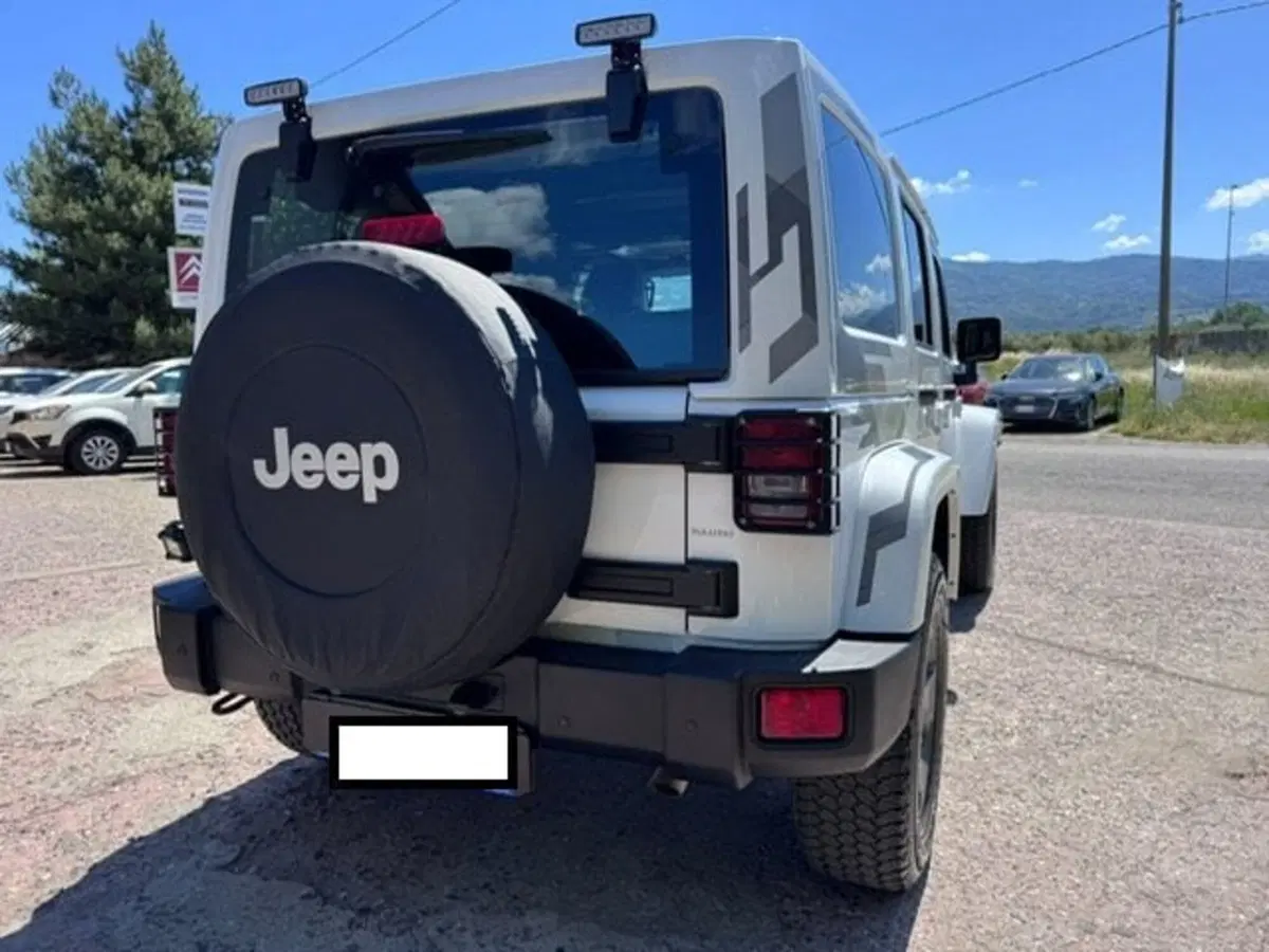 Jeep Wrangler Unlimited usata a Cosenza (19)