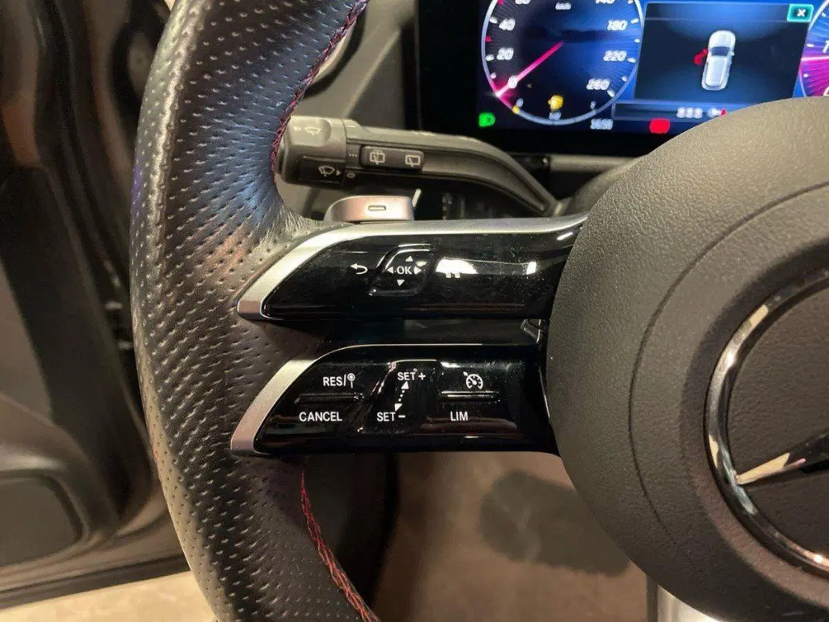 Mercedes-Benz GLA SUV usata a Rimini (20)