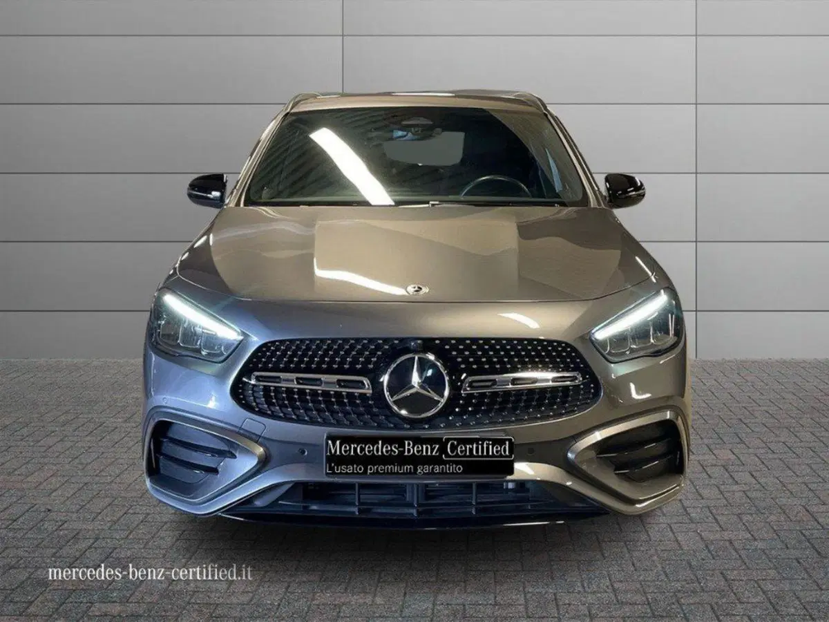 Mercedes-Benz GLA SUV usata a Rimini (6)