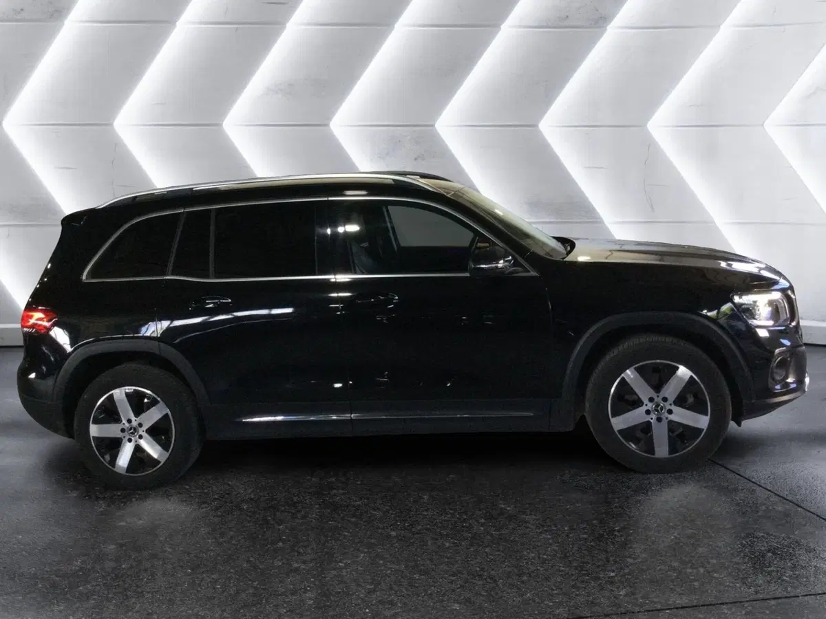 Mercedes-Benz GLB usata a Caserta (4)