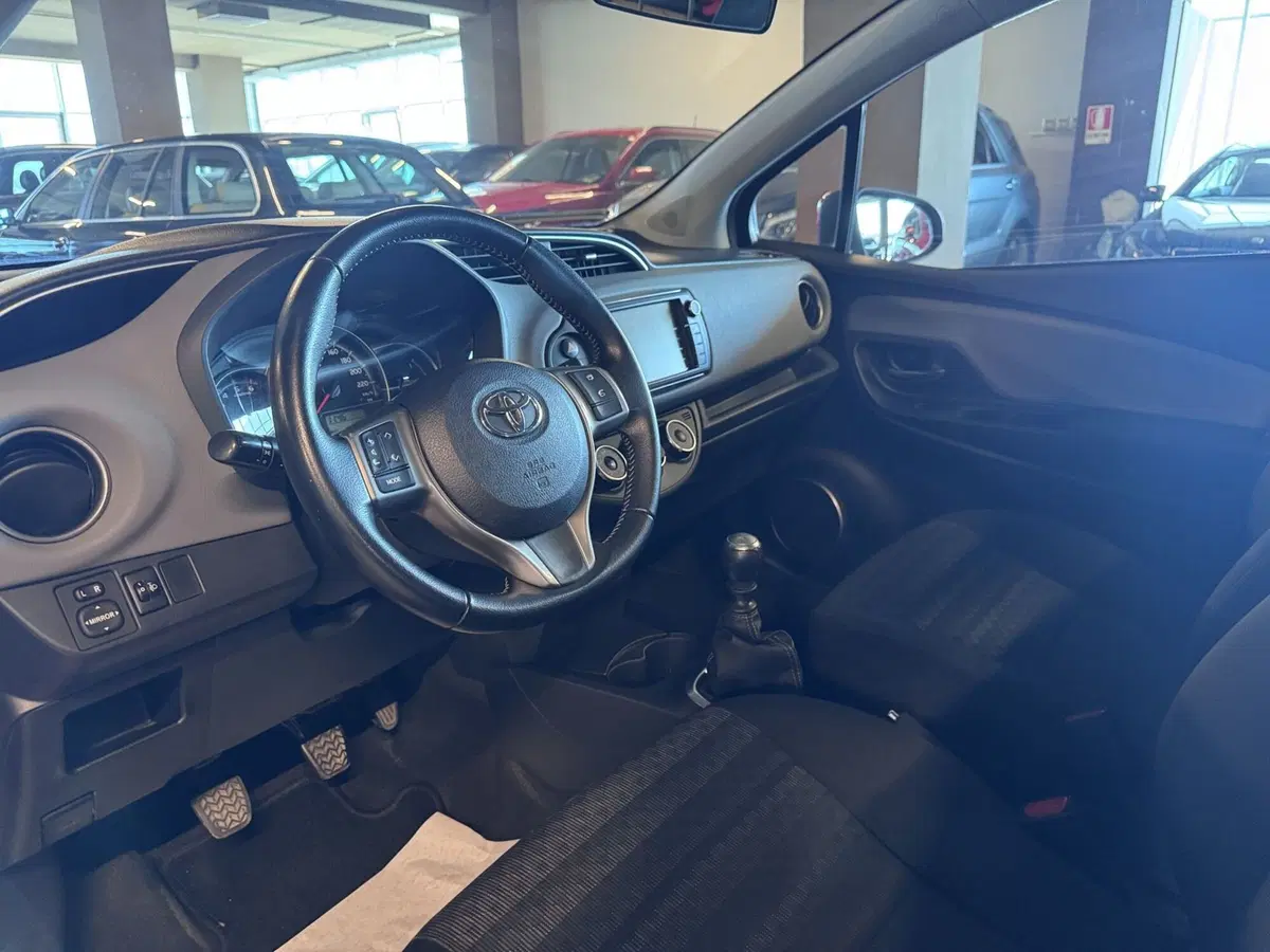 Toyota Yaris usata a Messina (7)