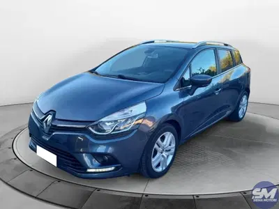 Renault Clio Sporter dCi 8V 90CV Start&Stop Energy Zen del 2017 usata a Siena