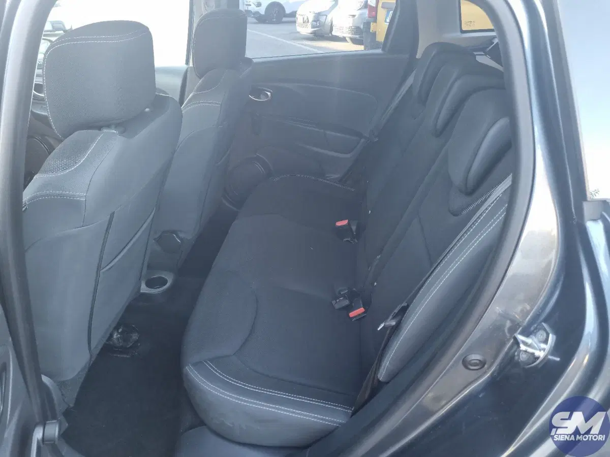 Renault Clio Sporter usata a Siena (16)