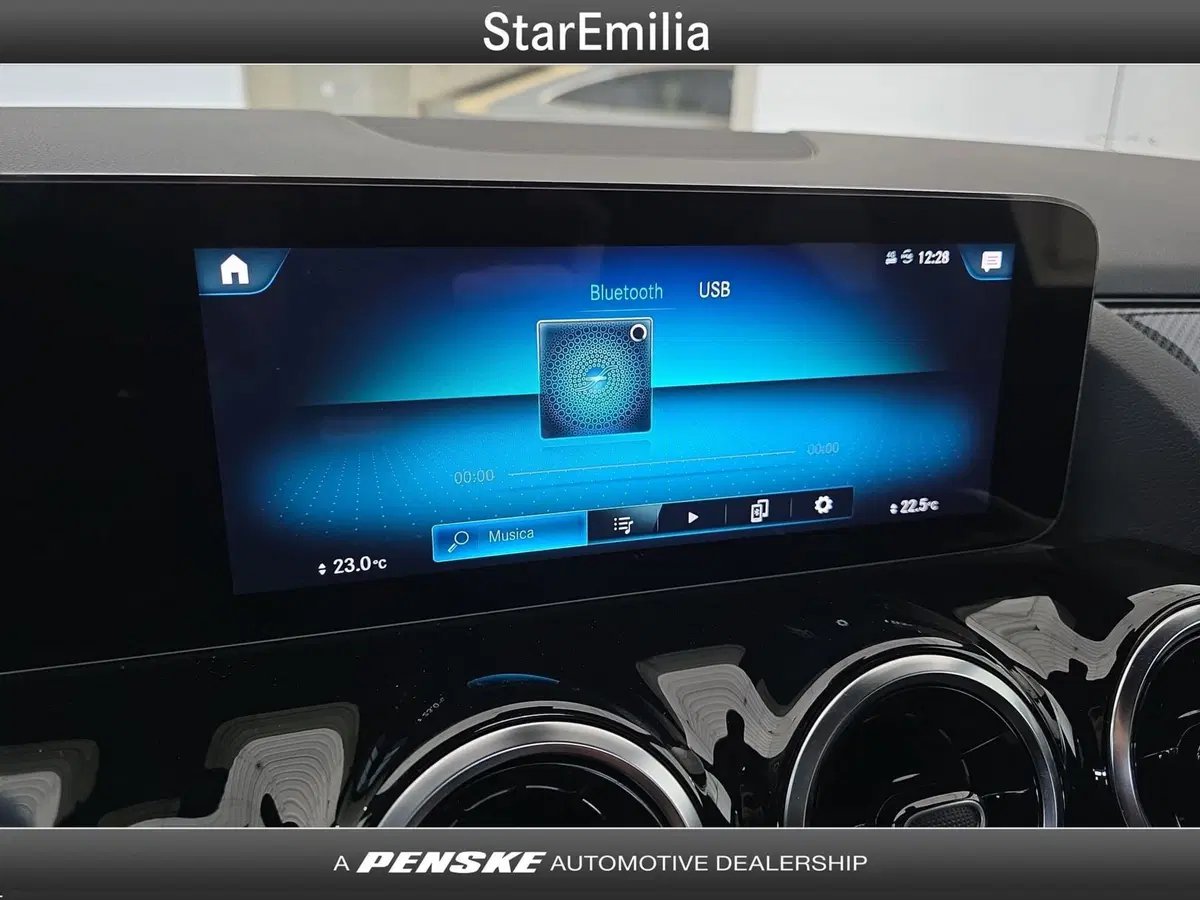 Mercedes-Benz GLA SUV usata a Ferrara (15)