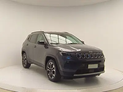 Jeep Compass 1.6 Multijet II 2WD Limited del 2023 usata a Pratola Serra
