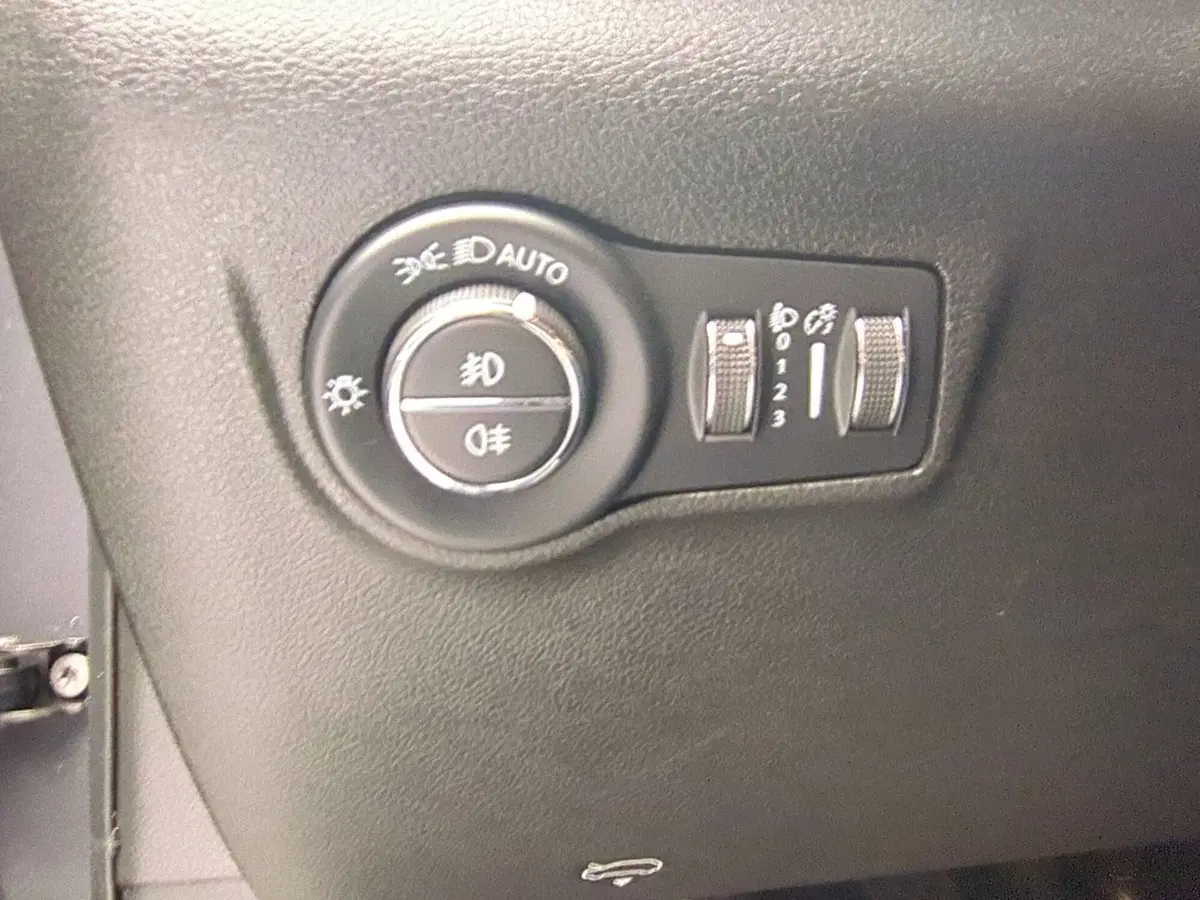 Jeep Compass usata a Avellino (16)