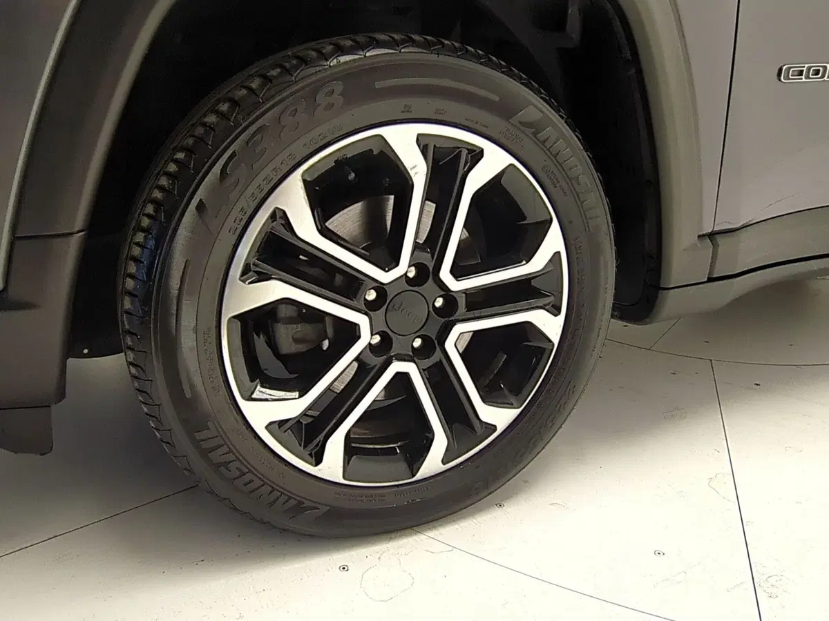 Jeep Compass usata a Avellino (9)