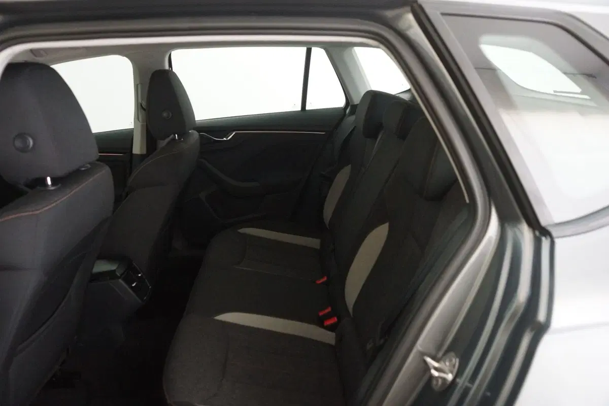 Skoda Kamiq usata a Torino (8)