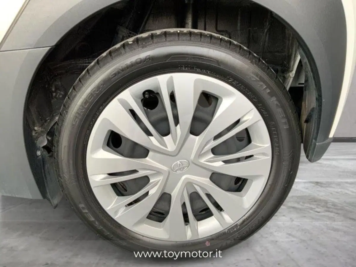 Toyota Aygo X usata a Perugia (14)