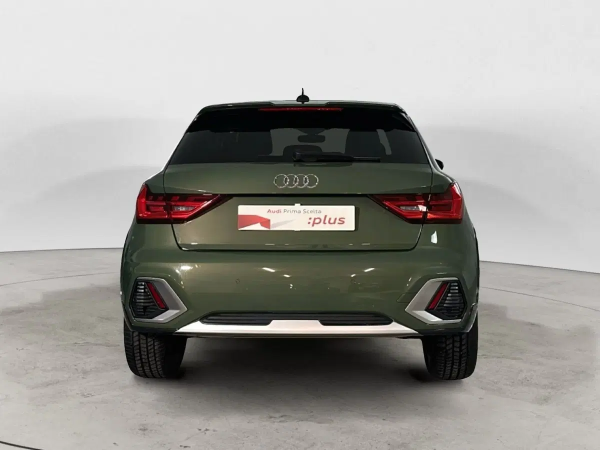 Audi A1 allstreet usata a Napoli (6)