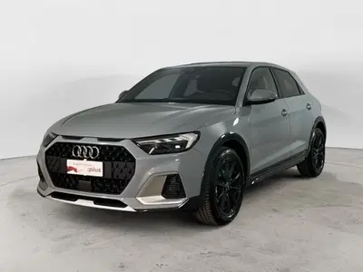 Audi A1 allstreet 30 1.0 tfsi Business 116cv s tronic del 2026 usata a Nola