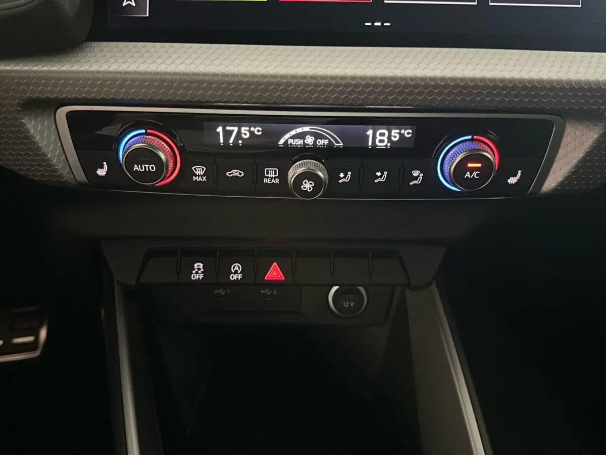 Audi A1 allstreet usata a Napoli (15)