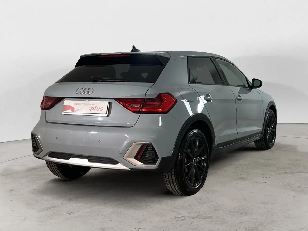Audi A1 allstreet usata a Napoli (4)