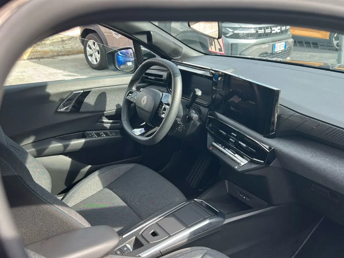 Renault Clio usata a Frosinone (14)
