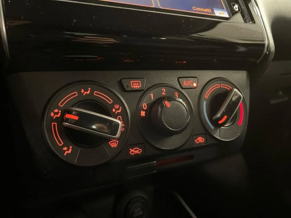 Suzuki Swift usata a Prato (15)
