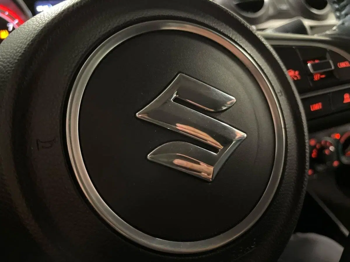 Suzuki Swift usata a Prato (20)