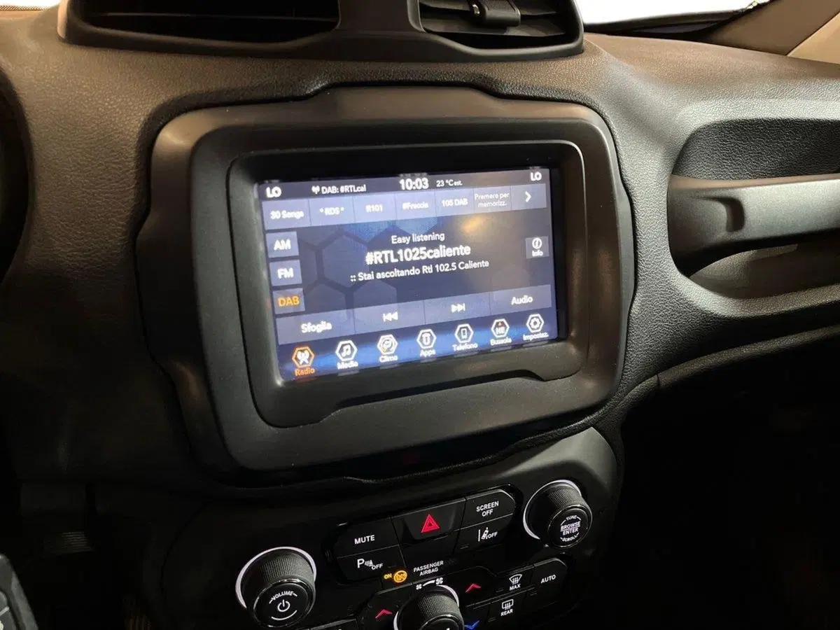 Jeep Renegade usata a Firenze (14)