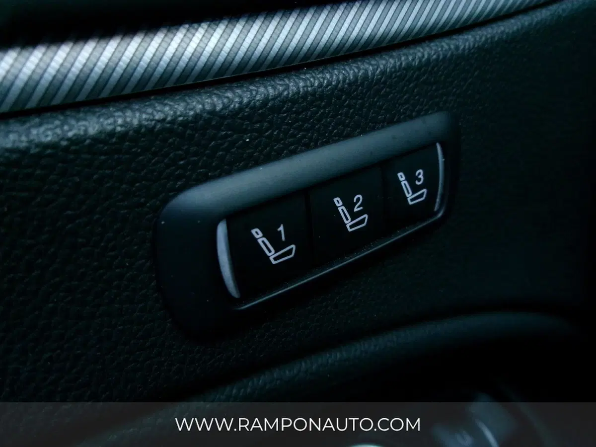 Alfa Romeo Stelvio usata a Venezia (18)