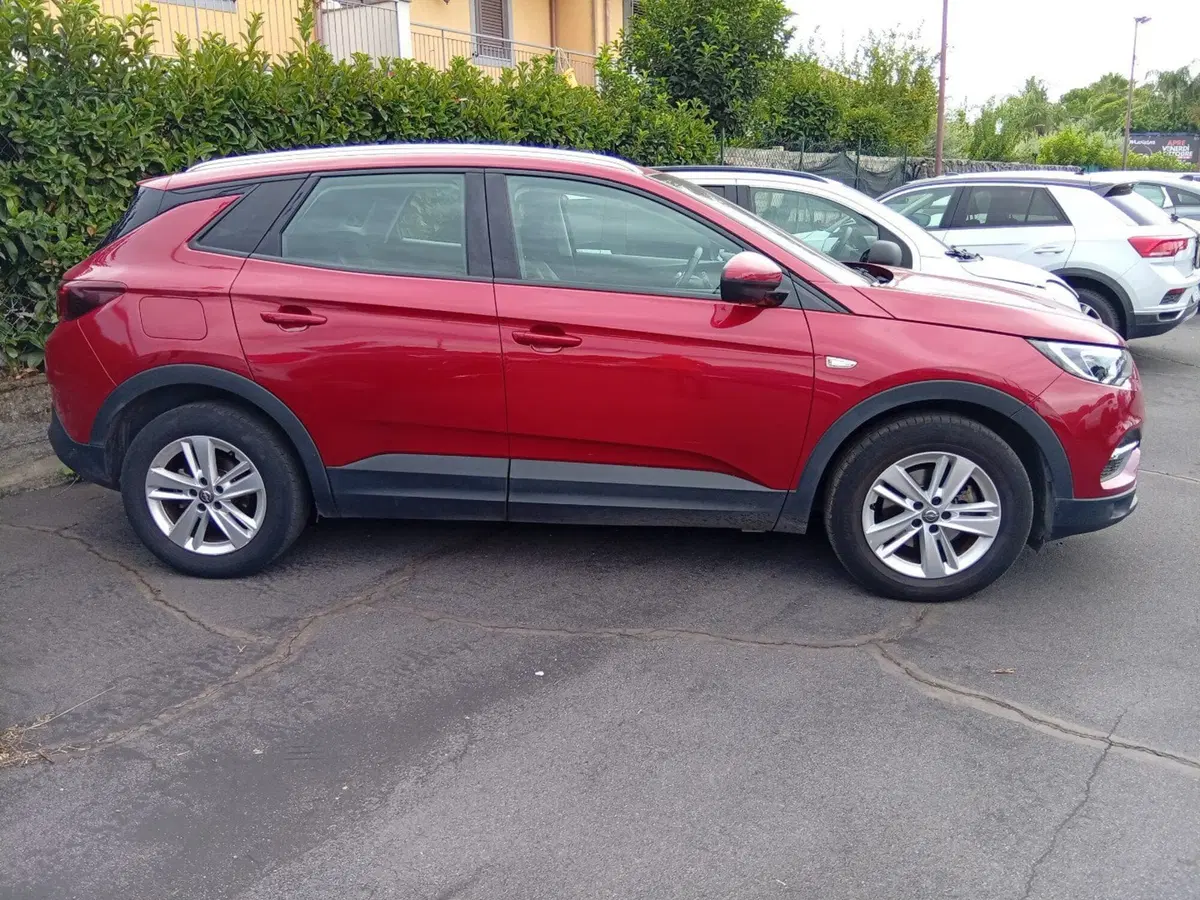 Opel Grandland X usata a Catania (2)