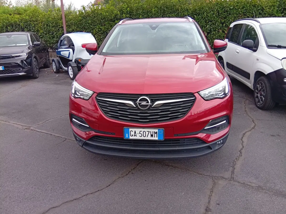 Opel Grandland X usata a Catania (4)