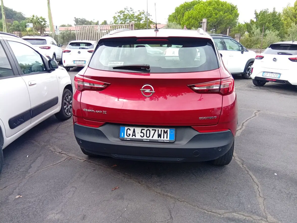 Opel Grandland X usata a Catania (5)