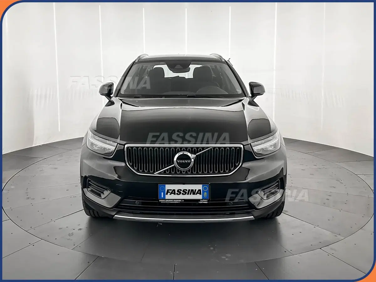 Volvo XC40 usata a Milano (2)